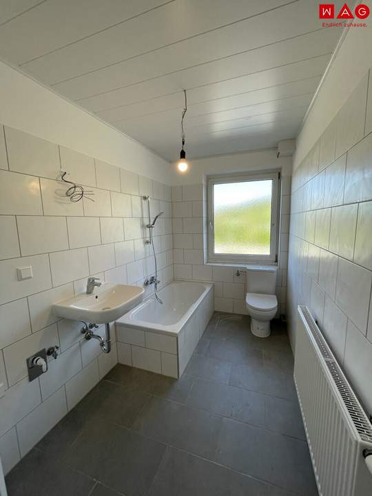 Leistbares Wohnen in Traisen! Schön aufgeteilte 2-Zimmerwohnung in Ruhelage mitten in der beliebten WAG-Siedlung!