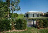 Architektenwohnung mit Infinity-Pool in direkter Seelage