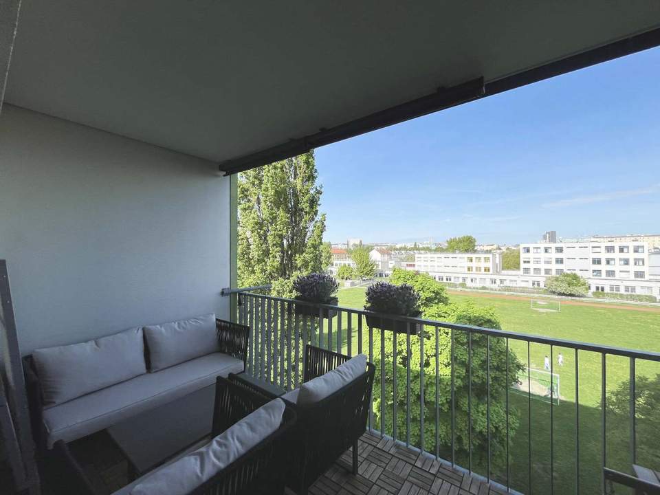 Hochwertig möblierte 3 Zimmer Wohnung mit Loggia - Blick ins Grüne und top Infrastruktur!