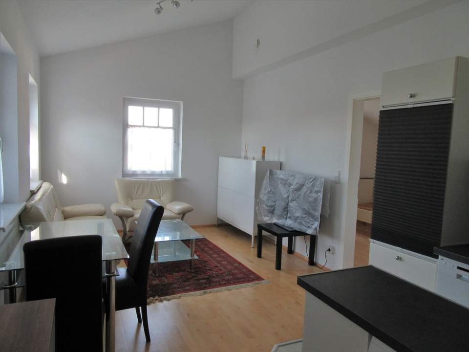 EXKLUSIVES 2-ZIMMER APARTMENT FÜR SINGLE/PÄRCHEN IN RUHELAGE