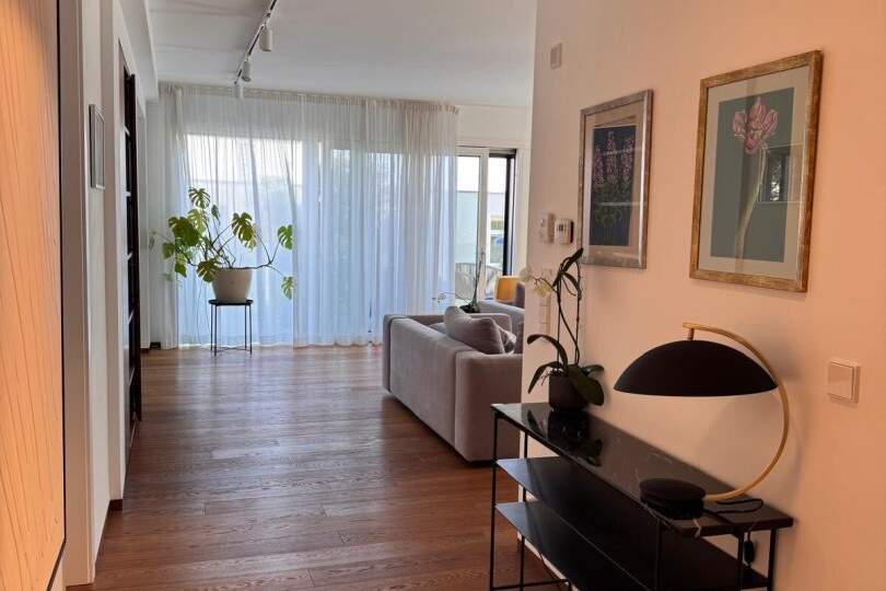 Exklusive Wohnung in Bestlage hochwertig teilmöbliert, Wohnung-miete, 6.380,00,€, 1190 Wien 19., Döbling