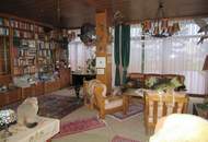 GROSSES BAUGRUNDSTÜCK MIT RENOVIERUNGSBEDÜRFTIGEN HAUS