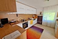 Top Rendite: Vollsaniertes Zinshaus ! 4 gut vermietete Wohnungen ! Zusätzlich ca 650m² Baugrund !