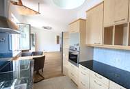 Einzigartige DG-Wohnung mit 2 Terrassen und Wintergarten in Ruhelage