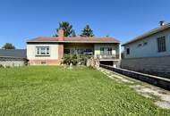 SONNIGER BUNGALOW MIT XXL KELLER UND TOP INFRASTRUKTUR