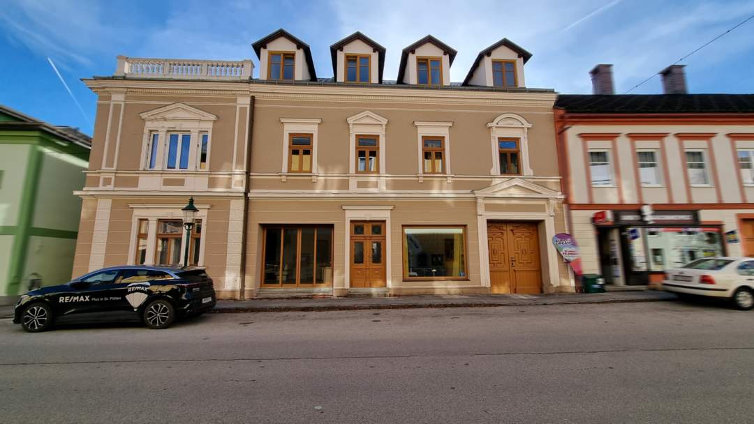 Vielseitiges Zinshaus mit Innenhof in Türnitz