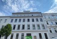 Modernisierte DG-Wohnung in ruhiger Spielstraße beim Familienplatz - Mit Einbauküche und Abstellraum - JETZT ANFRAGEN