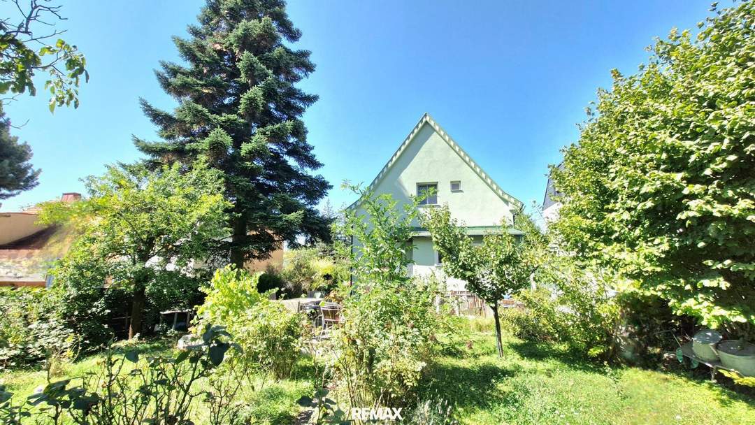1230 Wien, Einfamilienhaus mit Terrasse, Garage & Potenzial!