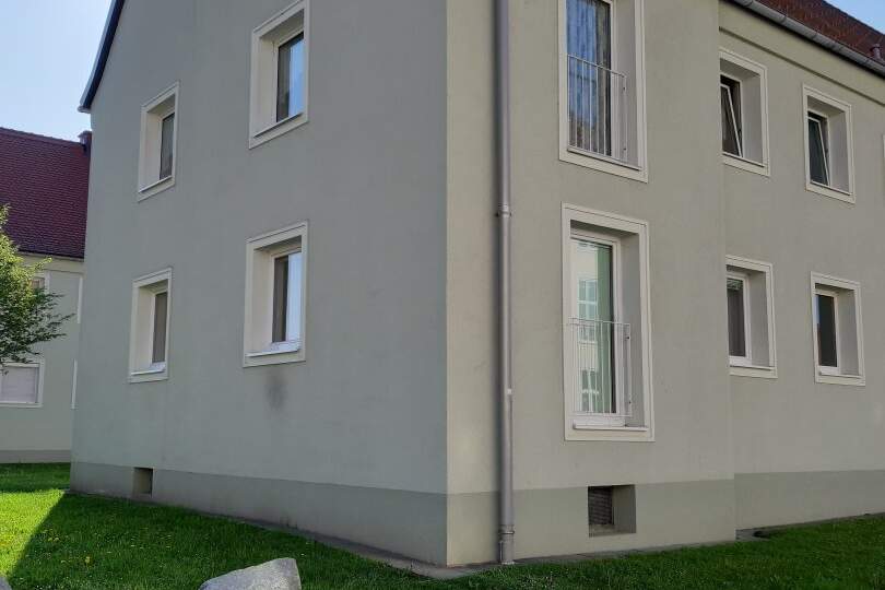 Attraktive 3-Zimmer-Erdgeschosswohnung mit heller Raumaufteilung und frischer Sanierung - besondere Ausstattungsdetails und sofort bezugsfertiger Komfort machen dieses Zuhause besonders!, Wohnung-miete, 658,03,€, 4400 Steyr(Stadt)