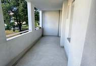 Moderne und gut geschnittene 3-Zimmer-Wohnung mit dem Vorteil eines Luxusbalkons und eigenem Parkplatz!