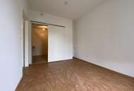 BETREUBARES WOHNEN: Schöne Gartenwohnung mit Terrasse und Tiefgaragenplatz!