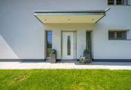 Luxuriöse Familienvilla mit Weinkeller, Fitness & Atrium in ruhiger Toplage