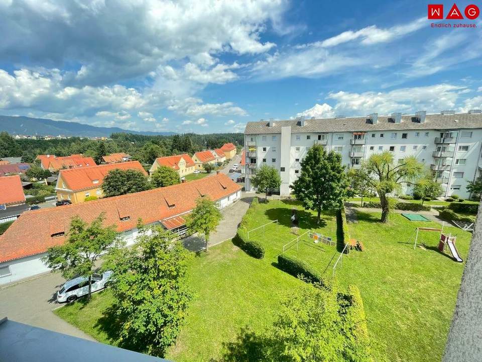 ERSTBEZUG nach Sanierung: 3 Zimmer in ruhiger Siedlungslage!