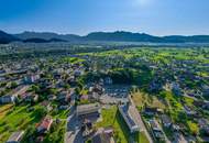 562 m² Nutzfläche! Viel Platz zum Wohnen und Arbeiten: Geschäftslokal mit Wohneinheit in Sulz