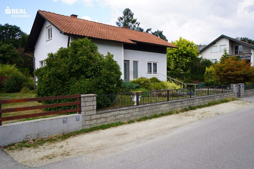 Einfamilienhaus mit tollem Garten in schöner Wohnsiedlung
