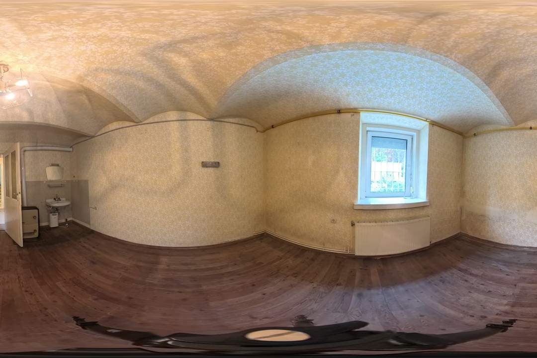 "Jahrhundertwendehaus mit viel Potenzial!"