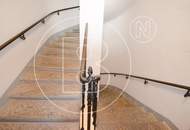 Dachgeschossjuwel mit Blumenparadies-Terrasse in zentraler Lage!