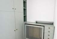 NAHE THALIASTRASSE - RUHIGE, RENOVIERTE 3-ZIMMER WOHNUNG MIT GROSSER LOGGIA