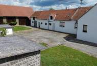 Bauernhaus mit Nebengebäude im Pinkatal