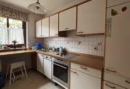 Eckreihenhaus mit großem Plus: Garage, Stellplatz &amp; ruhige Wohnlage