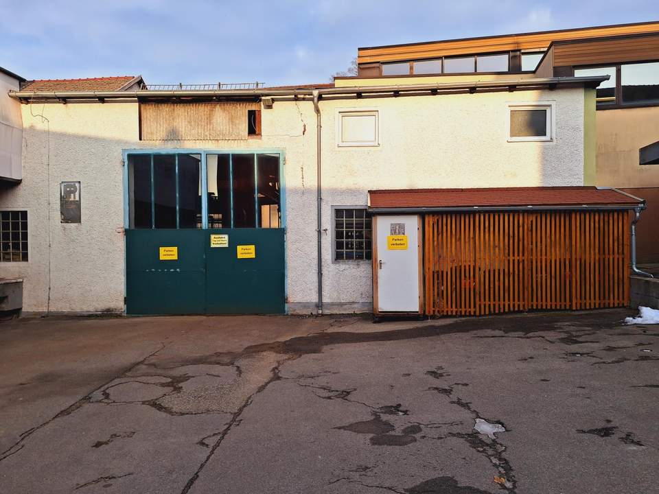 Halle im Ortszentrum von Mauerkichen zu vermieten