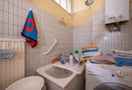 ++Rarität++ Großzügige Stilaltbauwohnung zum Sanieren in Bestage!