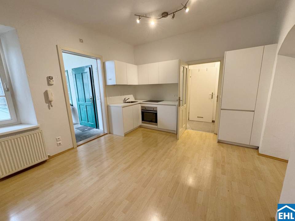 2-Zimmerwohnung mit großem Balkon!