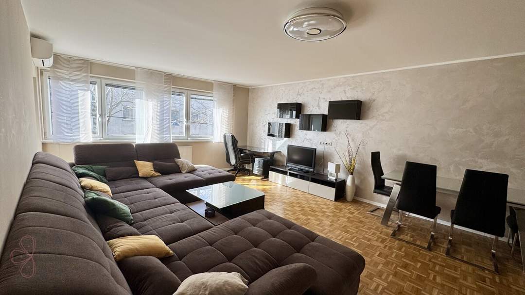 Attraktiver Wohnkomfort auf ca. 88 m² – lichtdurchflutet, großzügig &amp; mit verglaster Loggia