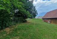 Haus bzw. Bauernhaus mit Innenhof, Nebengebäuden und Gewölbekeller im idyllischen Südburgenland