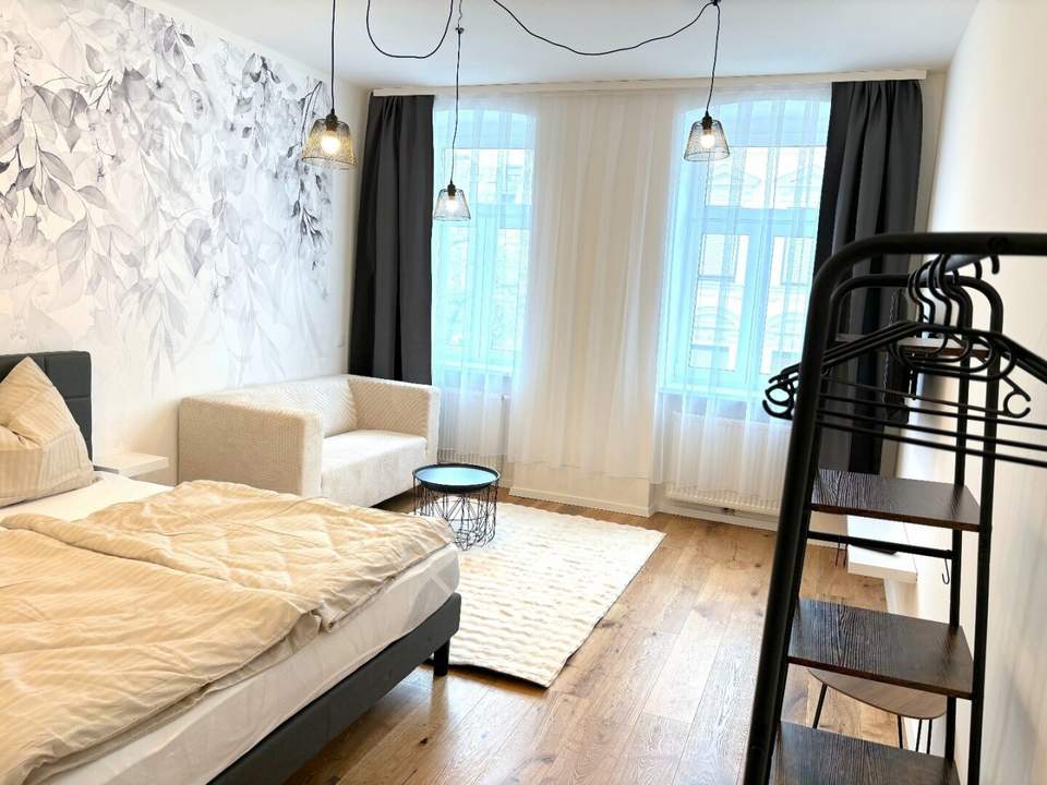 Neusanierte ein Zimmerwohnung