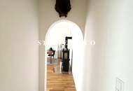 HELLES 2-ZIMMER-APARTMENT IN MODERNISIERTEM ALTHAUS