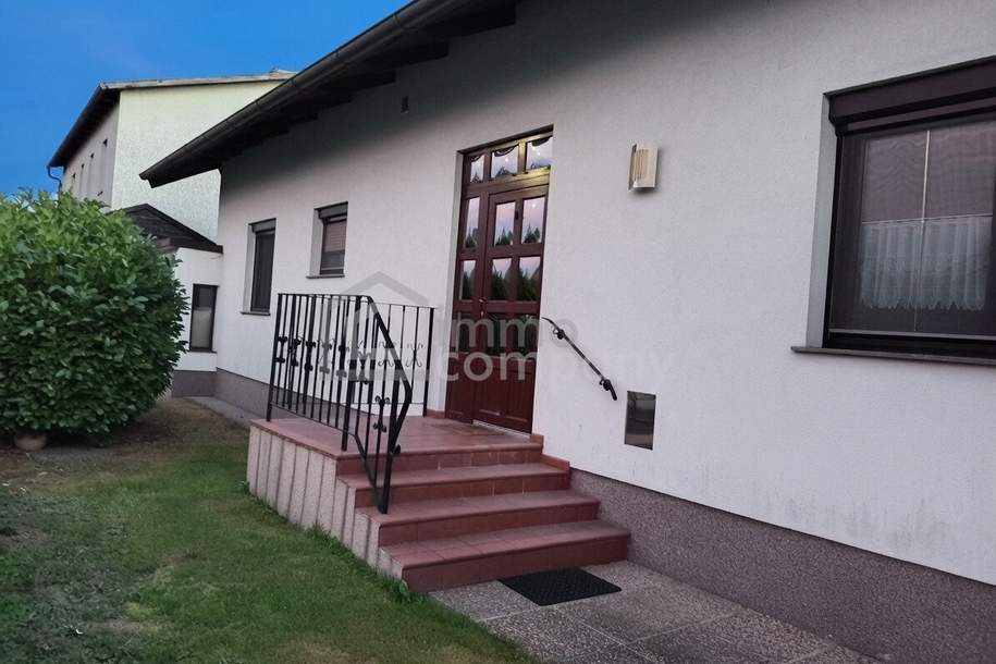 Charmanter Bungalow in Theresienfeld, 4 Zimmer, Garten, Terrasse, Garage, Haus-kauf, 398.000,€, 2604 Wiener Neustadt(Land)