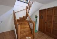 Einladendes Einfamilienhaus mit Wintergarten und Whirlpool in Alland