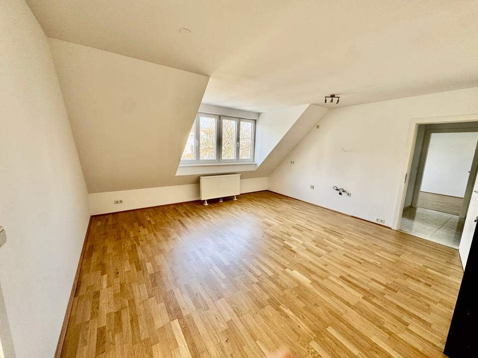 🏡 Exklusive Dachgeschosswohnung mit Parkblick in Top-Lage – 1060 Wien (Provisionsfrei)