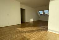 helle 4-Zi DG Wohnung_WG geeignet_mit großzügigen Terrassen_Buchengasse