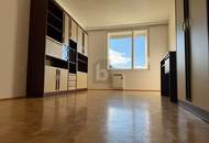 WUNDERSCHÖNER AUSBLICK AUF DEN GRIFFNER SCHLOSSBERG