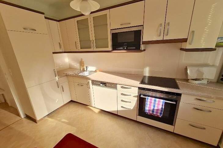 Traumhafte Eigentumswohnung nähe U Bahn Floridsdorf mit Loggia &amp; Einbauküche - 2 Zimmer, 59.5m², 1. Etage - nur 259.000,00 €!, Wohnung-kauf, 259.000,€, 1210 Wien 21., Floridsdorf