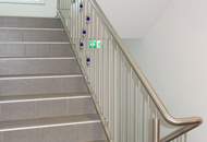 Moderne Produktionshalle mit Bürohaus!