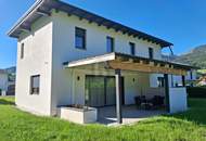 EINFAMILIENHAUS MIT VIELSEITIGEM NEBENGEBÄUDE