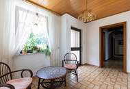 Solides Einfamilienhaus in Halbturn- Wohnen am Schlosspark