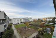 Attraktive 3-Zimmer-Wohnung mit Loggia nahe Bushaltestelle 31A