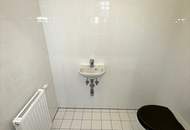 PREISGÜNSTIGE 2 Zimmer Altbauwohnung in der Storchengasse + 1 hofseitiger Balkon mit ca. 5,60 m² - nur ca. 3 - 4 Gehminuten zur U-Bahn U4 &amp; U6