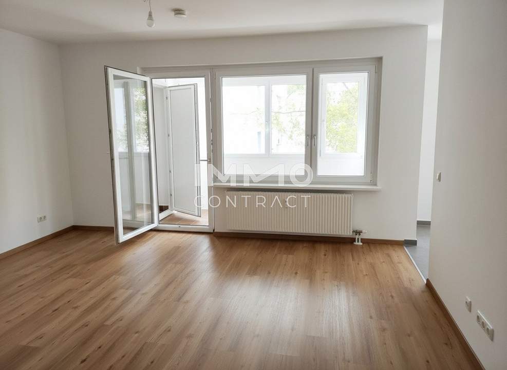 Sanierte 3-Raum-Wohnung mit verglaster Loggia in Steyr