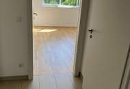 ANLEGER - 3,1% Rendite -Neuwertiges 2-Zimmerapartment mit Ruhebalkon und Fernblick | ZELLMANN IMMOBILIEN