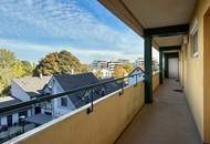 Sehr gepflegte 2-Zimmer-Wohnung mit Loggia