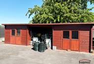 Ortsrand und Ruhelage - Hochwertige Landvilla mit großem Pool! Einfach Koffer packen und einziehen!
