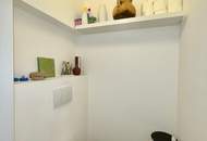 SEHR NIEDRIGE HEIZKOSTEN – BARRIEREFREIE 3-ZIMMER-WOHNUNG MIT BALKON und Autoabstellplatz