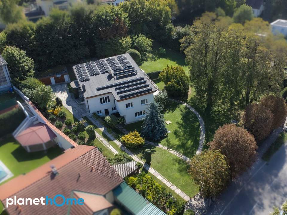 EXKLUSIVES ANWESEN IM WIENERWALD Indoor-Pool parkähnliches Grundstück