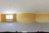 Wohnhaus mit großzügigen Nebengebäuden in Großpetersdorf, Burgenland