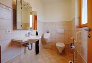 Exklusives Wohnhaus mit Indoorpool und Aussicht und LIFT , 3200 Grundstück NEUER TOPPREIS
